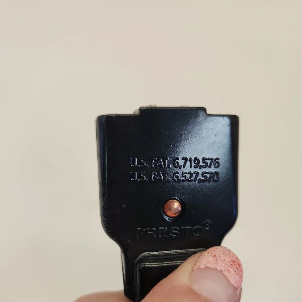 Original PRESTO Model 09982 Deep Fryer Replacement Magnetic Power Cord. VG. 120V